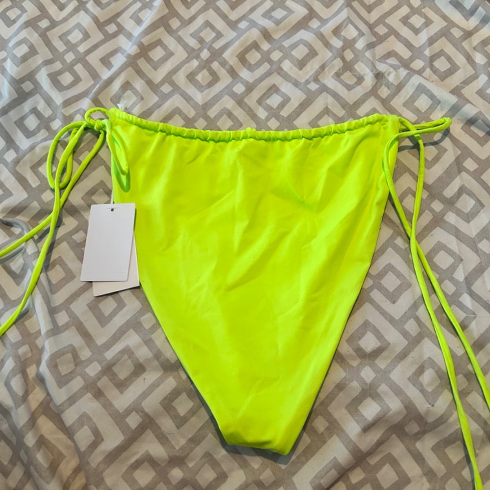 Bikini bottom - Picture 2 of 2